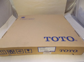 Toto SS117#01 Plastic D-Shape Slow Close Toilet Seat , Cotton White - £121.38 GBP