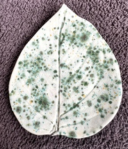 Handmade Ceramic Leaf Trinket Dish: Herb Garden - £9.44 GBP