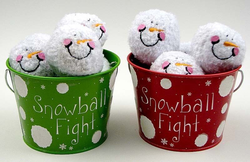 Plush Fleece Snowball Fight Kits (Set of 2) Green & Red Buckets 63901 - $42.50
