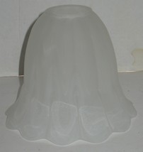 Vintage Frosted White Swirl Glass Scalloped Edge Table Lamp Light Shade ... - $8.91