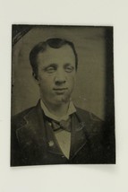 Vintage Photography Civil War Era Young Man in Suit Metal Tintype Photo - £9.13 GBP
