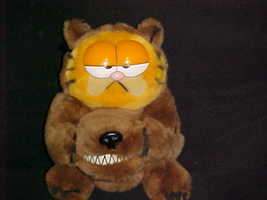 9&quot; Garfield Furry Tales Big Bad Wolf Plush Toy With Tags From Dakin 1981 Rare - £59.93 GBP