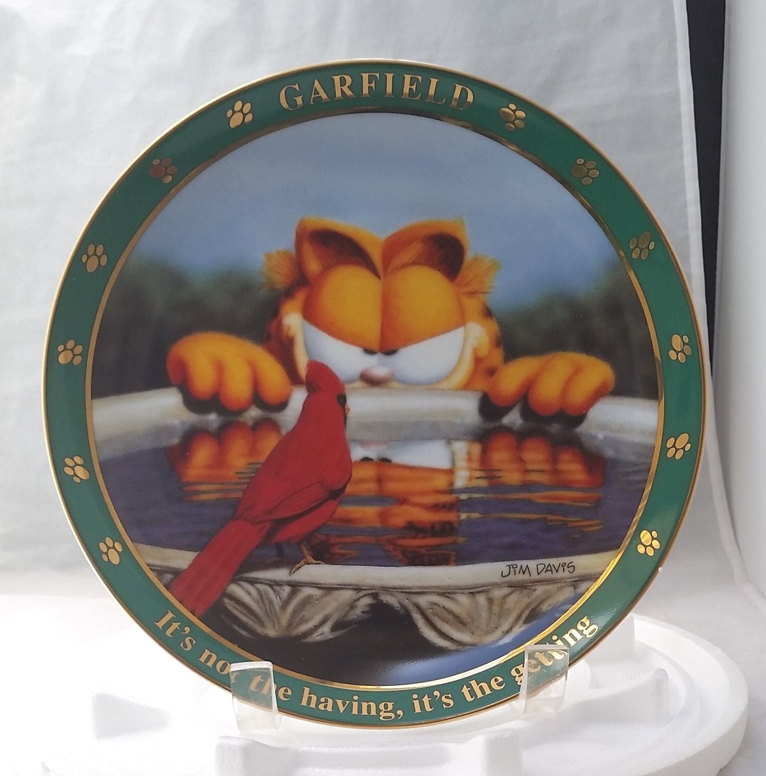 Garfield Collector plate A DAY WITH GARFIELD IT’S NOT THE HAVING ITS THE GETTING - $14.99