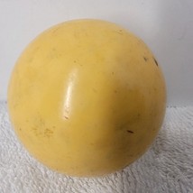 Vintage Cue Ball Nice Patina Yellowed Aged Pool Billiards - Approx 2 1/8&quot; - $13.54 CAD