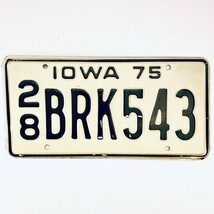 1975 United States Iowa Delaware County Passenger License Plate 28 RK543 - $16.34 CAD