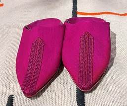 Women&#39;s Moroccan pink babouche slippers, Dark pink Slippers for women Mo... - £43.64 GBP