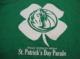NBA Dallas Mavericks Basketball Fan St. Patrick&#39;s Day Parade Green T Shirt 2XL - £11.83 GBP