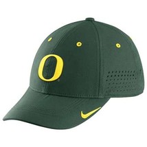 Nike Oregon Duck Sideline Swoosh Flex Fitted Hat Green Yellow Puddles 31104X-OD1 - £23.36 GBP