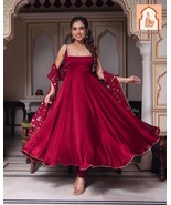 Maroon Designer Party Wear Look Gown With Bottom and Dupatta - €47,30 EUR