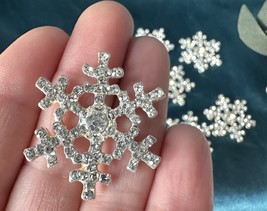 10pieces Snowflake Decoration Buttons,Rhinestone Buttons ,Girl Dressing ... - £3.88 GBP