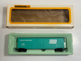 Penn Central/PC 51&#39; Boxcar HO Scale Bachmann Hornhook Couplers Car #160502 - $9.89