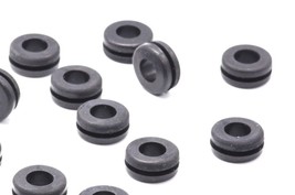 11mm x 8mm w 1.6mm Groove Oil Resistant Rubber Wire Grommets Panel Bushings - £8.17 GBP+