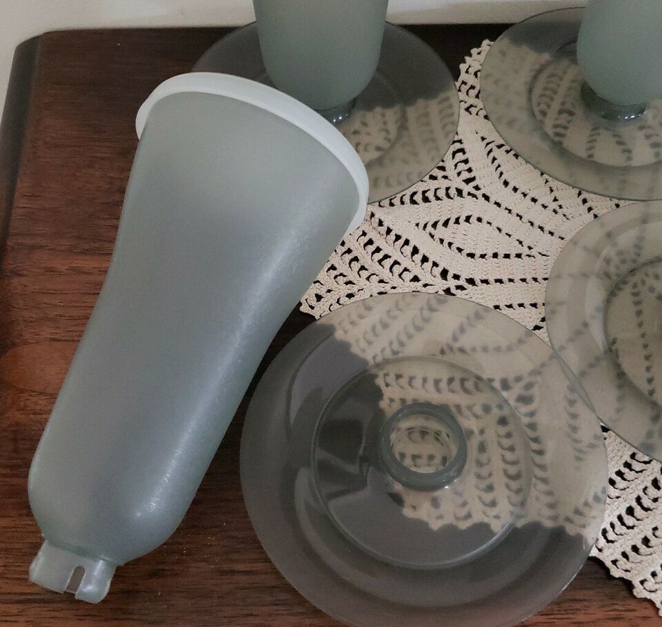 Set of Six (6) Gray Parfait Tupperware Cups Tall Large # 754-1 with Lids Item image 5