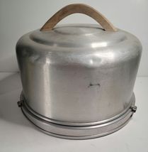 Aluminum Cake Saver Carrier Wood Handle Mirro 1950's image 3
