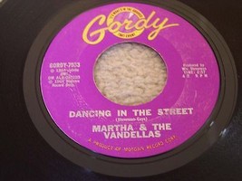 Martha &amp; The Vandellas Dancing In The Street 45 Rpm Record Vintage - $18.99