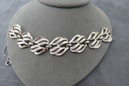 Vintage Coro Bracelet Filigree Silver Tone Textured Metal Wide Link 6.75... - €8,45 EUR