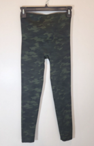  SPANX Look at Me Now Seamless Cropped Leggings in Green Camo Sz M Medium  - £16.57 GBP
