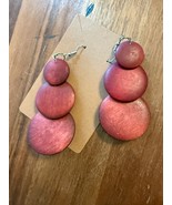 Women’s RED Drop Style Wooden Earrings Round Medium Lightweight Fashion - $8.90