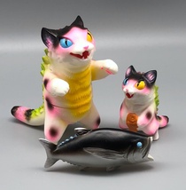 Max Toy Pink Spotted Odd-Eye Negora and Micro Negora w/ Fish - Rare image 2