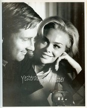 Lynn Borden Closeup Candid 1966 Original Promo Photo - $12.99