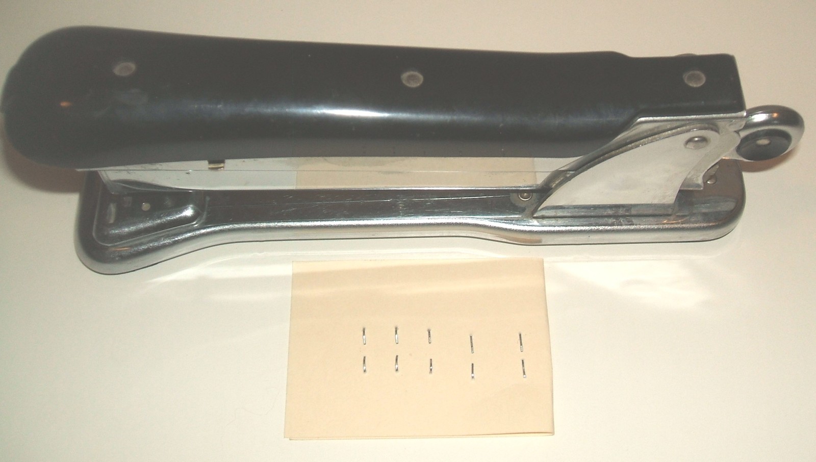 Vintage 1960s Aceliner Model 502 chrome/black functioning stapler & staples - $25.00