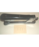 Vintage 1960s Aceliner Model 502 chrome/black functioning stapler &amp; staples - $475.17 MXN