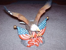 Flying American Eagle Ceramic Figurine Statue  - £15.86 GBP