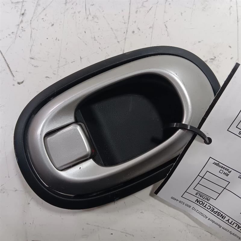 Kia Soul Door Handle Right Passenger Rear Interior Inside  2017 2018 2019 - $59.79