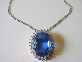 Vintage Avon &quot;Creation In Blue&quot; Faceted Glass Pendant Necklace / Brooch ... - $19.99