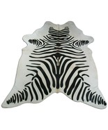 Zebra Cowhide Rug Size: 6.5&#39; X 5.5&#39; Black/White Zebra Print Cowhide Rug ... - €161,38 EUR