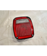 2015 Volvo Mack Truck Box Tail Lamp 20832525 82750867 OEM - $50.45 CAD