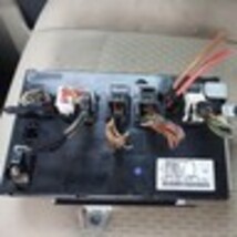 Mercedes Signal Aquisition Module SAM REAR A1645402962 Delphi 28041416 image 10