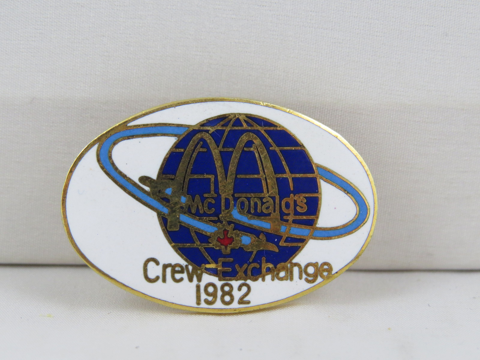 Vintage Mc Donald's Pin - 1982 Crew Exchange - Hard to Find  - £11.88 GBP