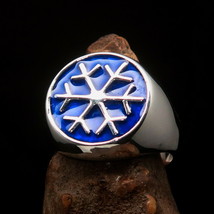 Nicely crafted Men&#39;s Winter Sport Ring Blue Snowflake - Sterling Silver - £57.95 GBP
