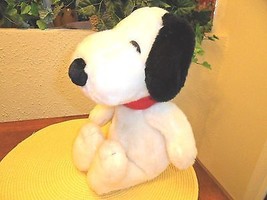 Peanuts Charlie Brown Snoopy Plush Stuffed Animal 13&quot;  - Kohls - £7.95 GBP