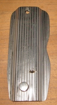 Singer  66 Face Plate Striated Pattern #32506 w/Both Mounting Screws - $15.00