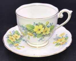 VTG Bell Fine Bone China England Yellow Floral Scalloped Tea Cup &amp; Saucer - £9.73 GBP