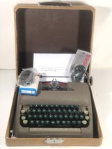 Vintage Smith Corona Sterling Mechanical Typewriter wCase Green Keys Made In USA - £194.75 GBP
