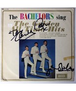 The Bachelors Signed Record Album - $369.71 MXN