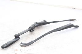 05-06 MERCEDES-BENZ CL65 AMG Windshield Wiper Arms F607 image 2