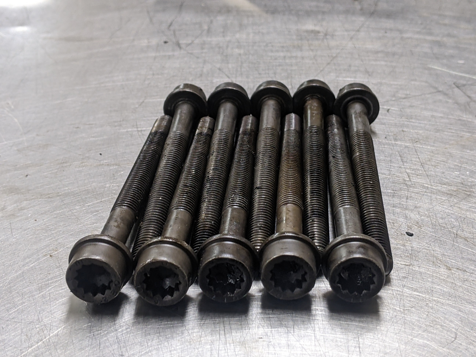 Cylinder Head Bolt Kit For 13-16 Audi A6 Quattro  2.0  Turbo Item image 2