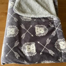 HB Hudson Baby Blanket Gray Hedgehog Arrows Sherpa Back Soft Lovey Replacement - £12.19 GBP