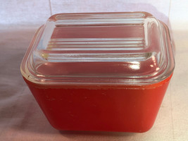 Red Pyrex 4 Inch Refrigerator Jar With Lid Mint - £19.97 GBP