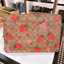 NWT Coach Laptop Sleeve In Signature Canvas With Wild Strawberry Print CH833 - £126.93 GBP