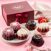 Dulcet Gift Baskets Valentines Day Cake Assortment of Red Velvet and Chocolate M - £57.39 GBP