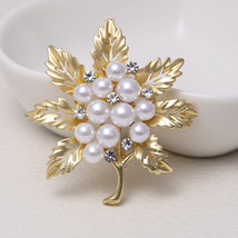 Leaves Matte Brooch Electroplated Pearl Fashion Retro Rhinestone Pin - $22.21 CAD