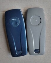 Lot of 23 Original OEM NOKIA 3595/3560 Battery Door Back Housings - $6.99 CAD