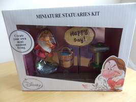 Disney Grumpy Mini Statuaries Kit  - £19.18 GBP