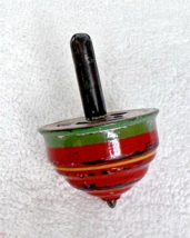 Vintage Small Tin Litho Colorful Toy Top Spinner 2 3/8 inch x 1 5/8 inch - €10,70 EUR