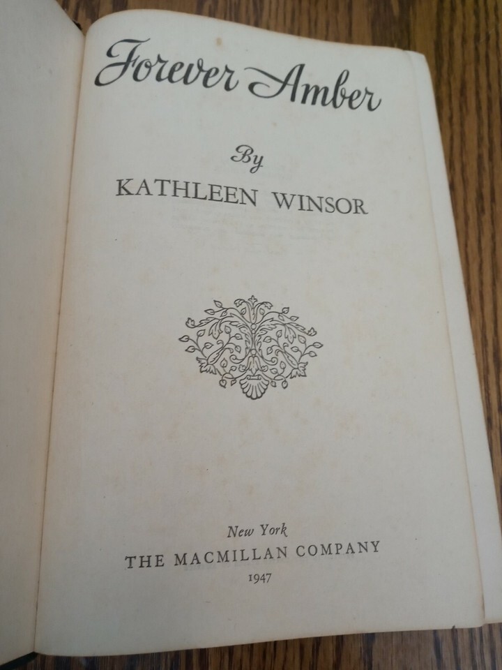 Forever Amber 1947 by Kathleen Winsor 29th printing Vintage Hardcover Book - $24.63